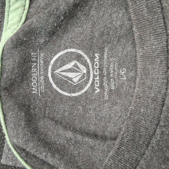 Volcom Short sleeve youth extra large grey t shirt - Picture 5 of 7